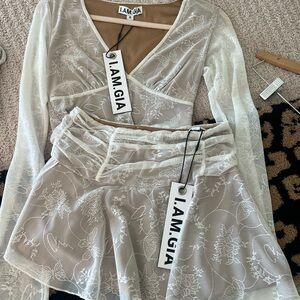 I am Gia trio set